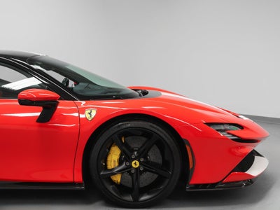 2023 Ferrari SF90 Stradale Base
