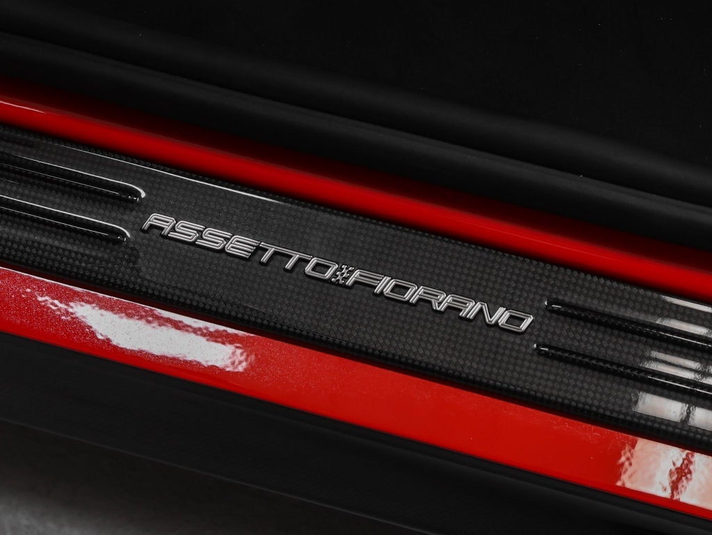 2023 Ferrari SF90 Stradale Base