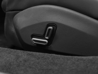 2023 Ferrari SF90 Stradale Base