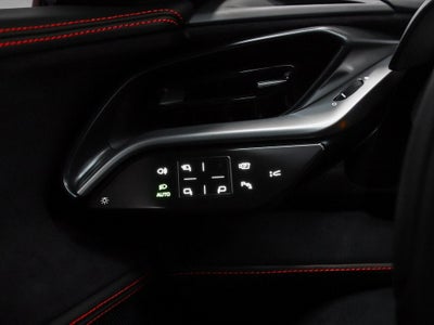 2023 Ferrari SF90 Stradale Base