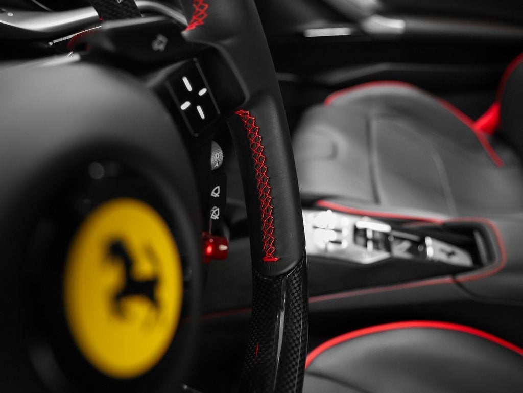 2023 Ferrari SF90 Stradale Base