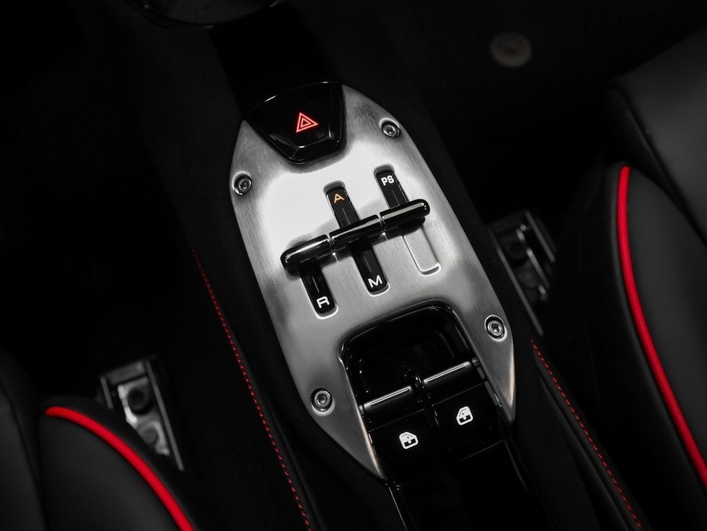 2023 Ferrari SF90 Stradale Base