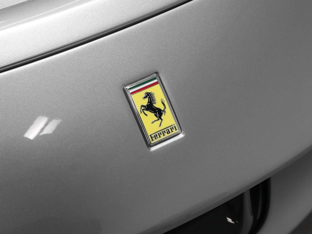 2023 Ferrari SF90 Stradale Base