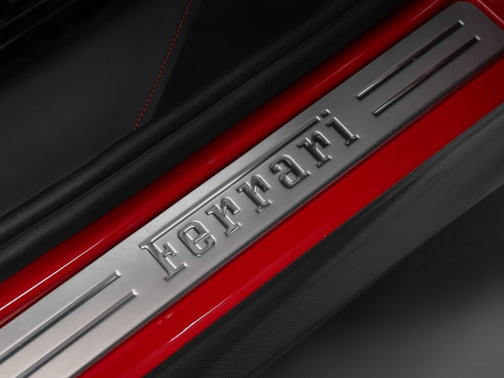 2023 Ferrari SF90 Stradale Base