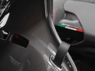 2023 Ferrari SF90 Stradale Base