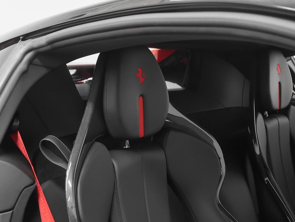 2023 Ferrari SF90 Stradale Base