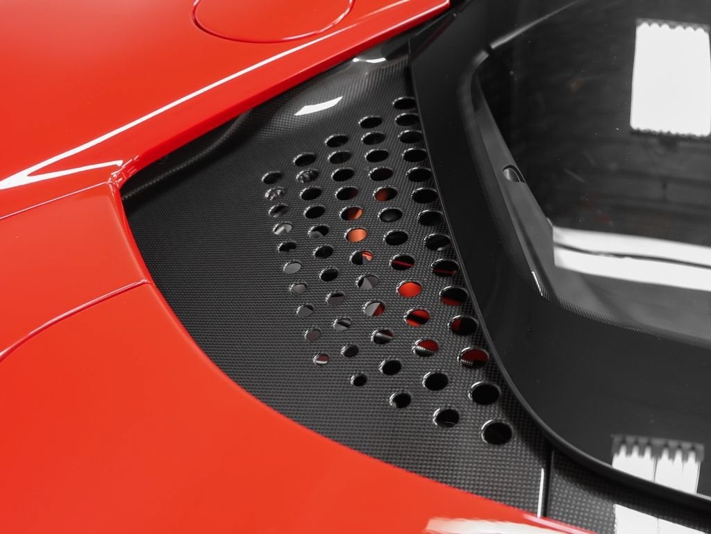 2023 Ferrari SF90 Stradale Base