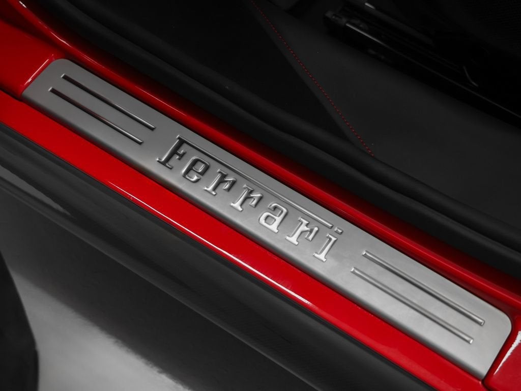 2023 Ferrari SF90 Stradale Base