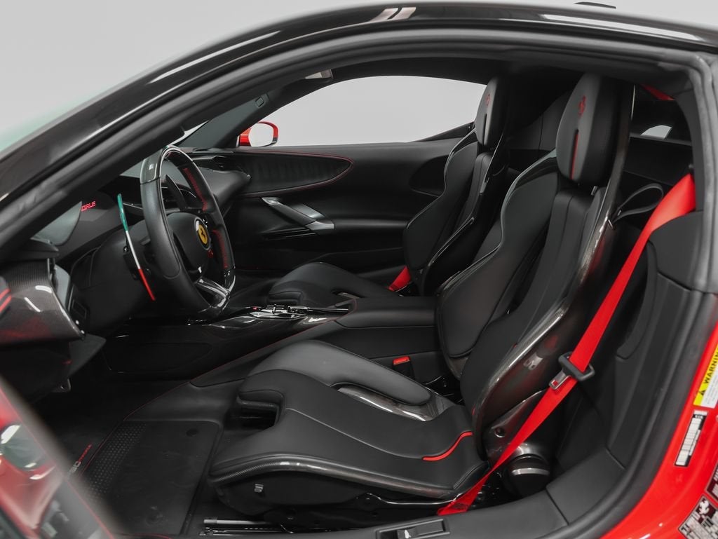 2023 Ferrari SF90 Stradale Base