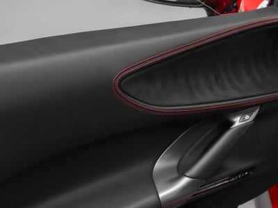 2023 Ferrari SF90 Stradale Base