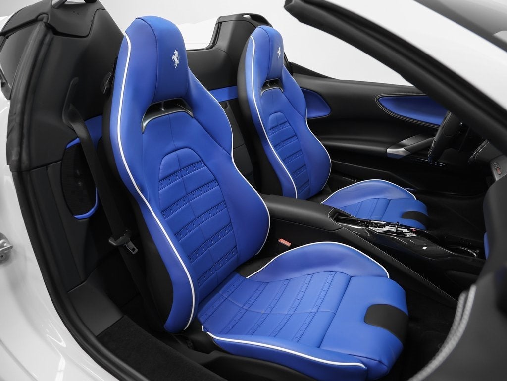 2025 Ferrari SF90 Spider Base