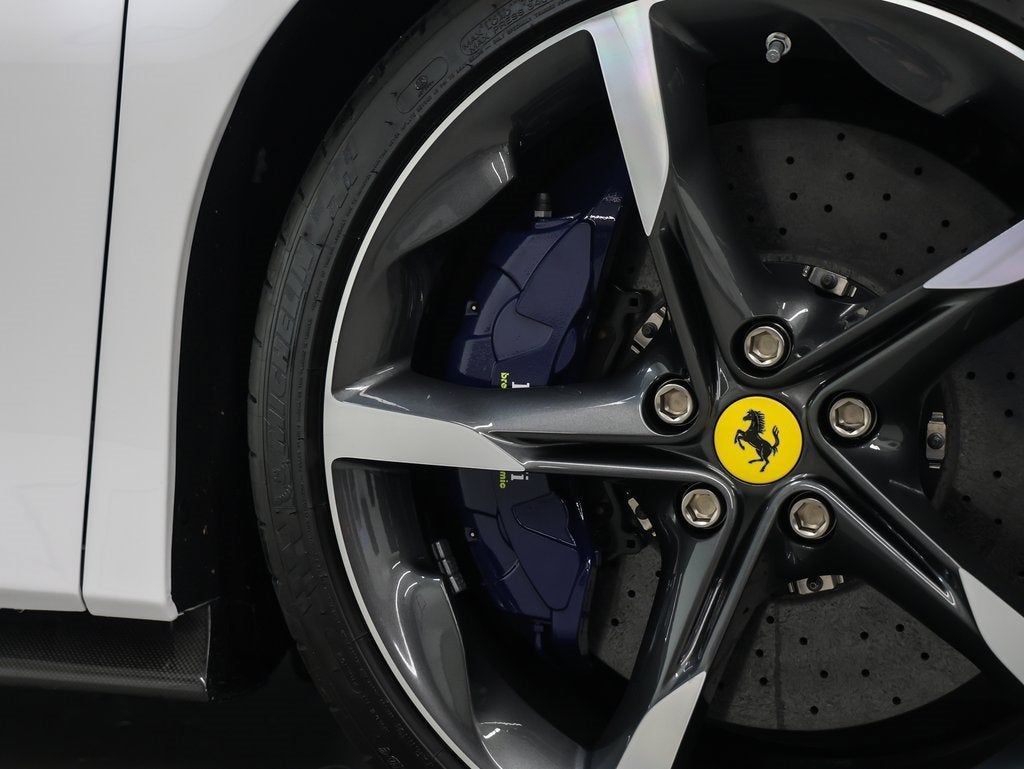 2025 Ferrari SF90 Spider Base