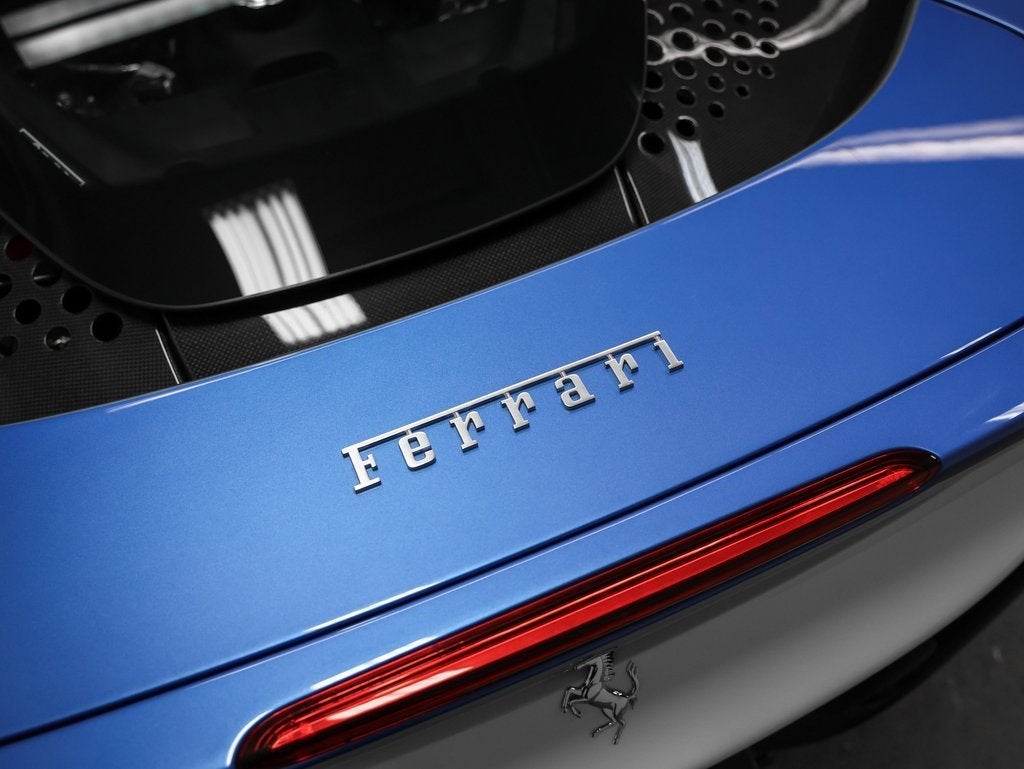 2025 Ferrari SF90 Spider Base