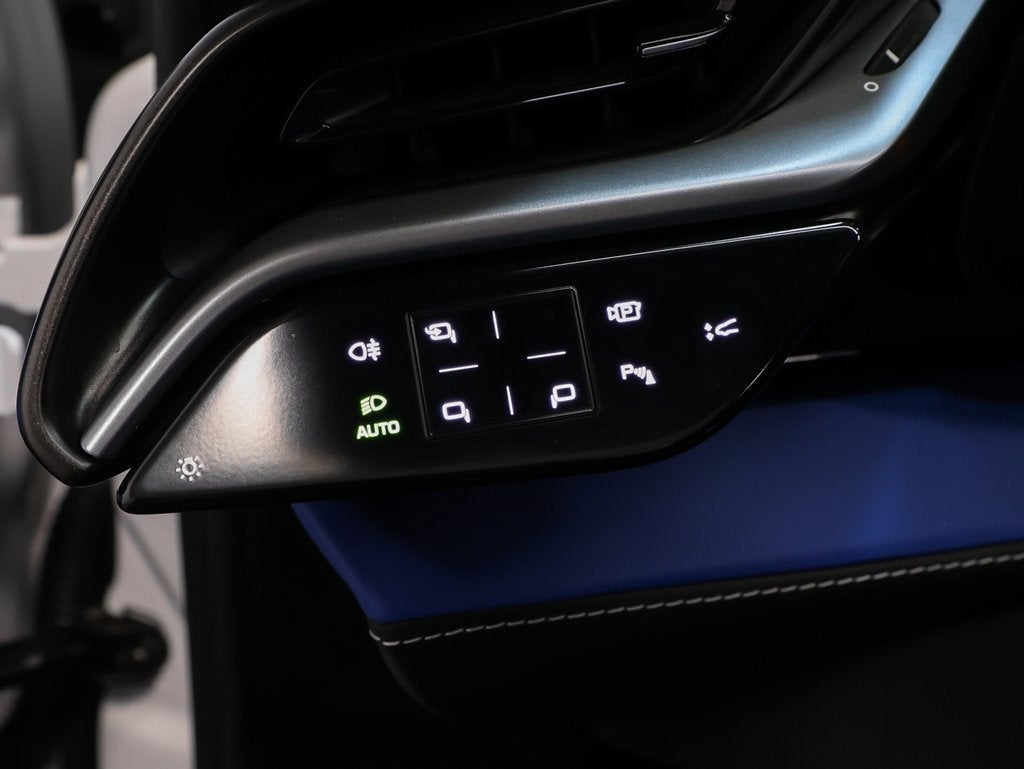 2025 Ferrari SF90 Spider Base