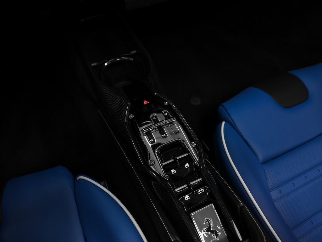 2025 Ferrari SF90 Spider Base