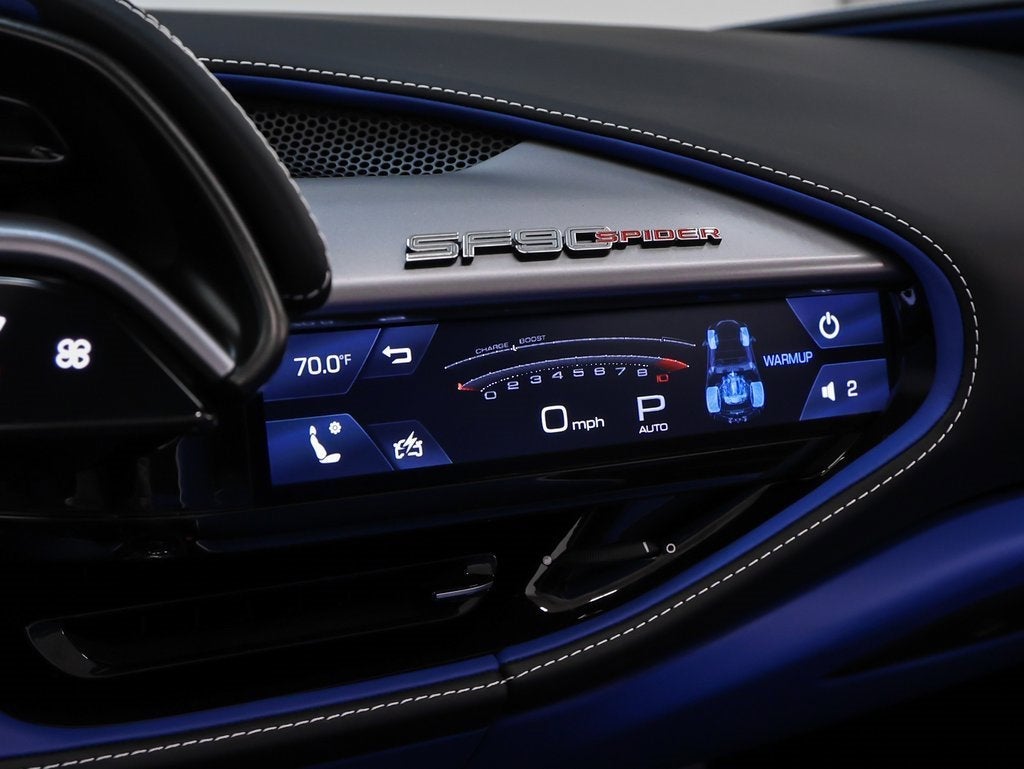 2025 Ferrari SF90 Spider Base