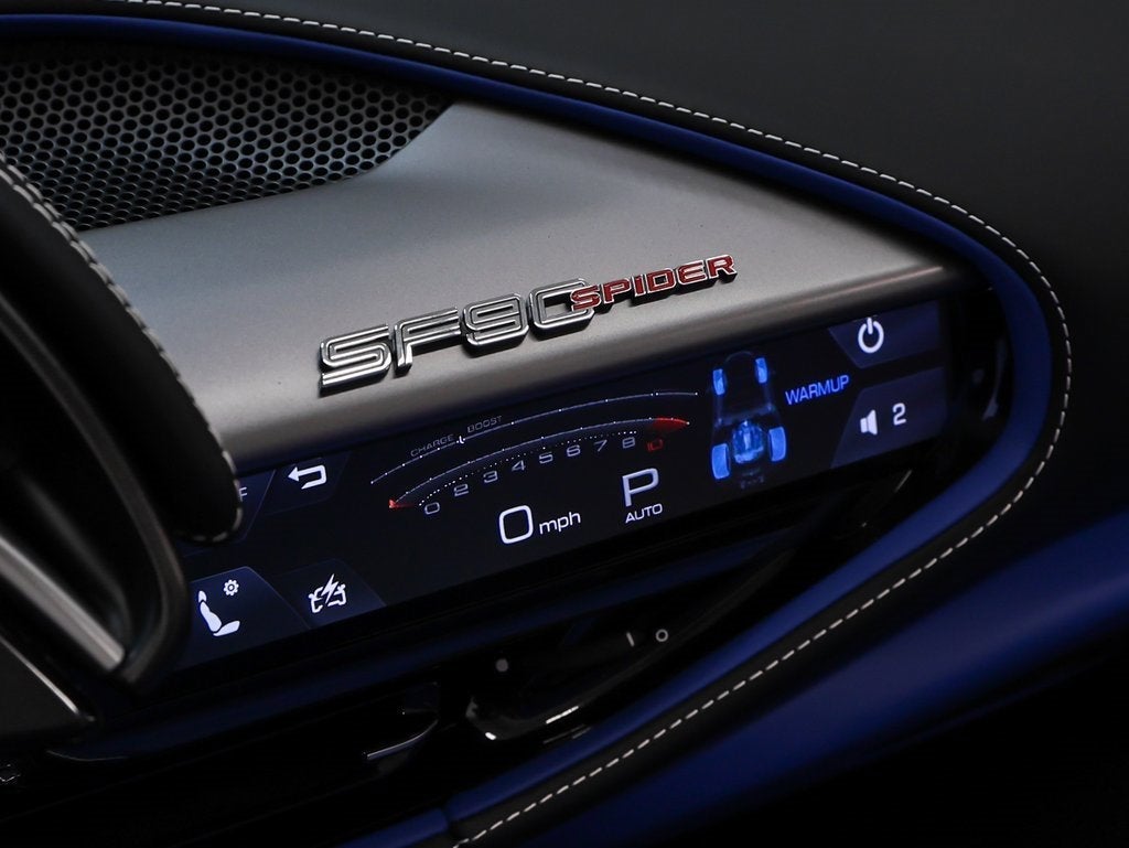 2025 Ferrari SF90 Spider Base