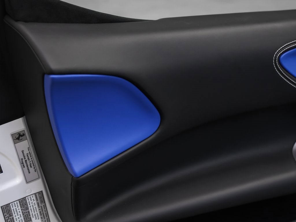 2025 Ferrari SF90 Spider Base