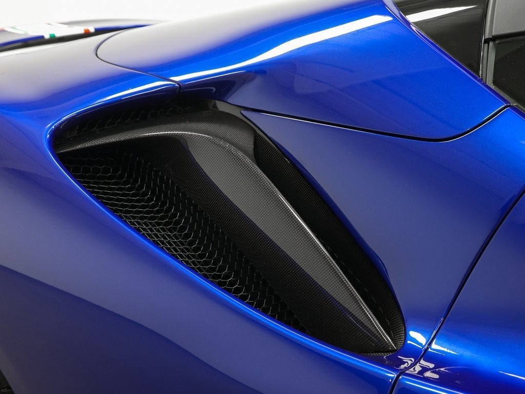 2023 Ferrari SF90 Spider Base