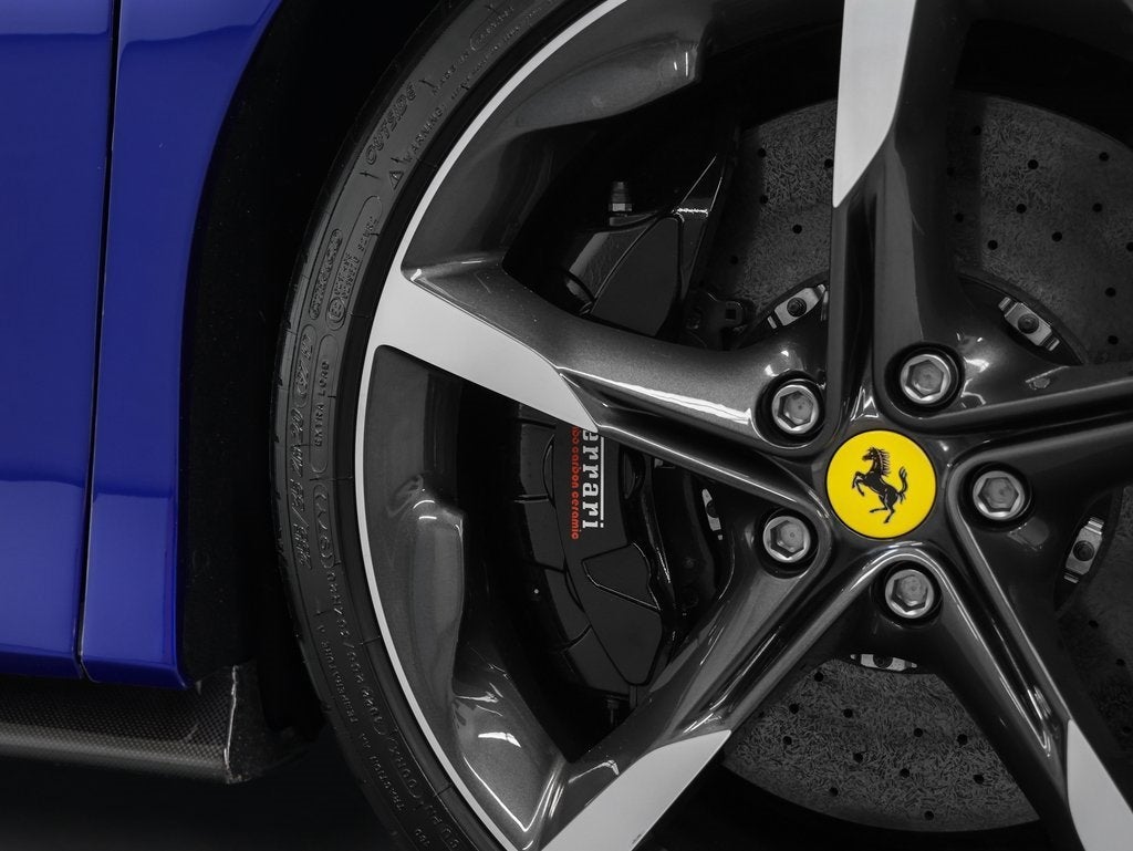 2023 Ferrari SF90 Spider Base