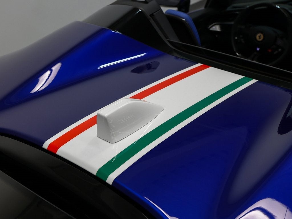 2023 Ferrari SF90 Spider Base