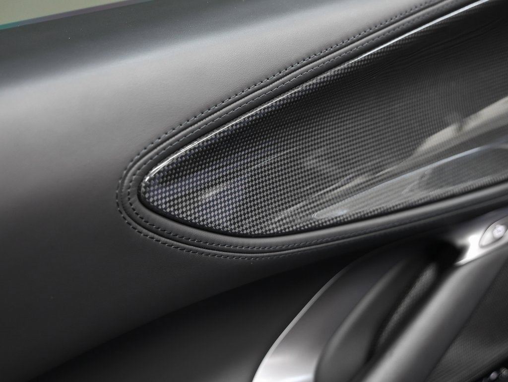 2023 Ferrari SF90 Spider Base