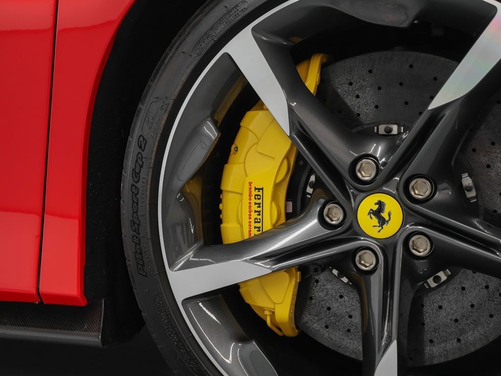 2024 Ferrari SF90 Spider Base