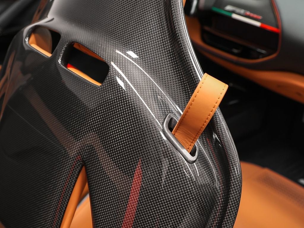 2024 Ferrari SF90 Spider Base