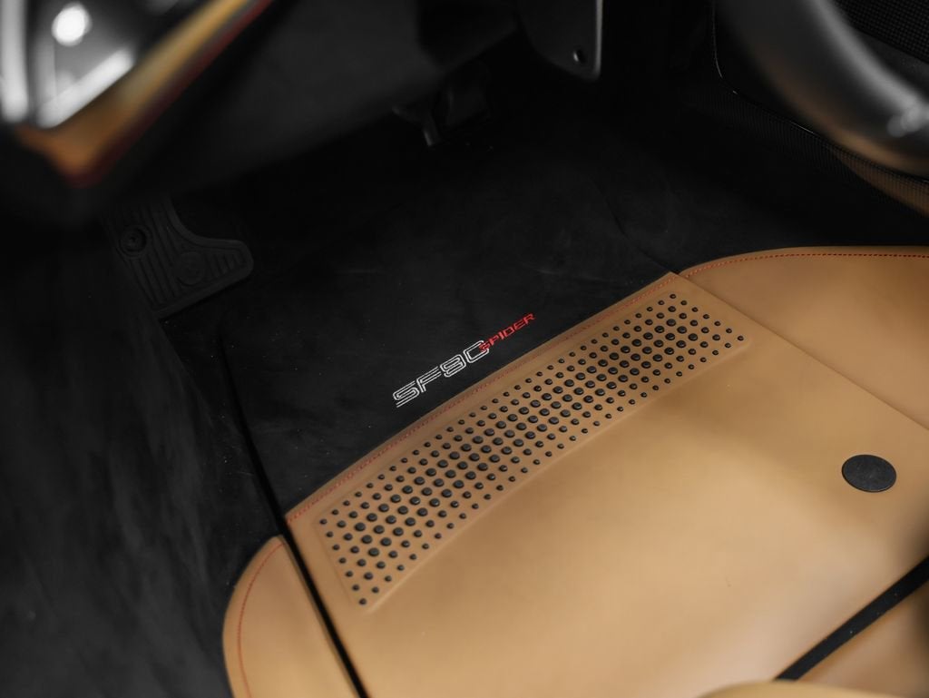 2024 Ferrari SF90 Spider Base