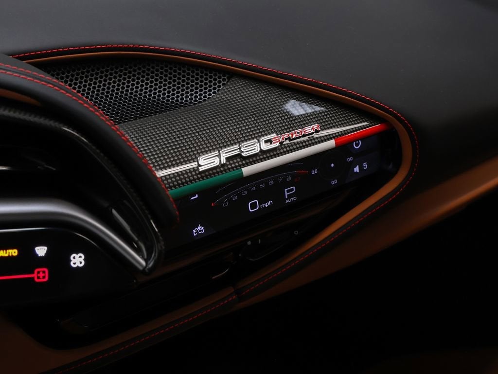 2024 Ferrari SF90 Spider Base