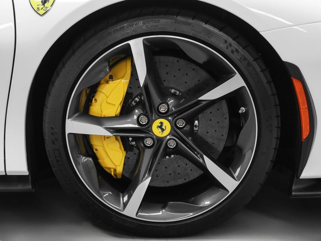 2024 Ferrari SF90 Spider Base