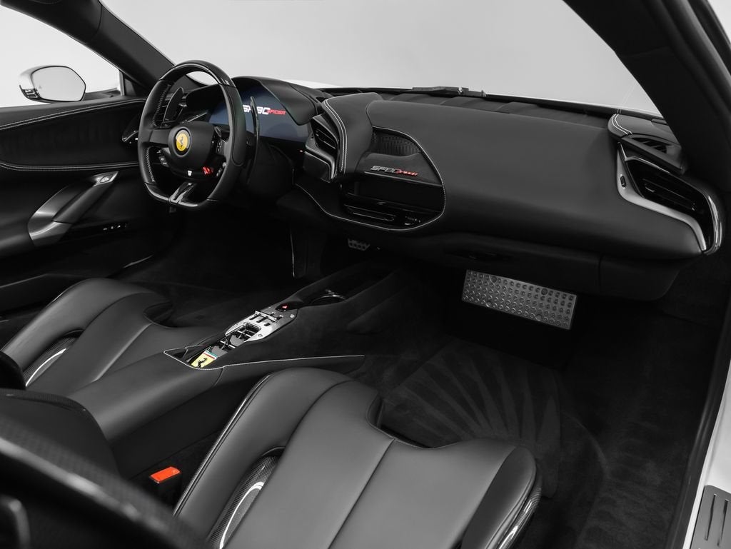 2024 Ferrari SF90 Spider Base