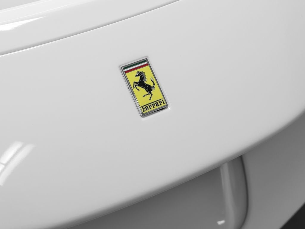 2024 Ferrari SF90 Spider Base