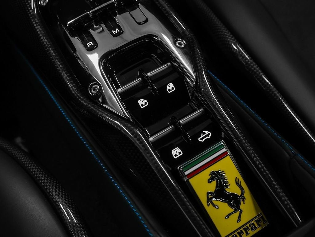 2022 Ferrari SF90 Spider Base