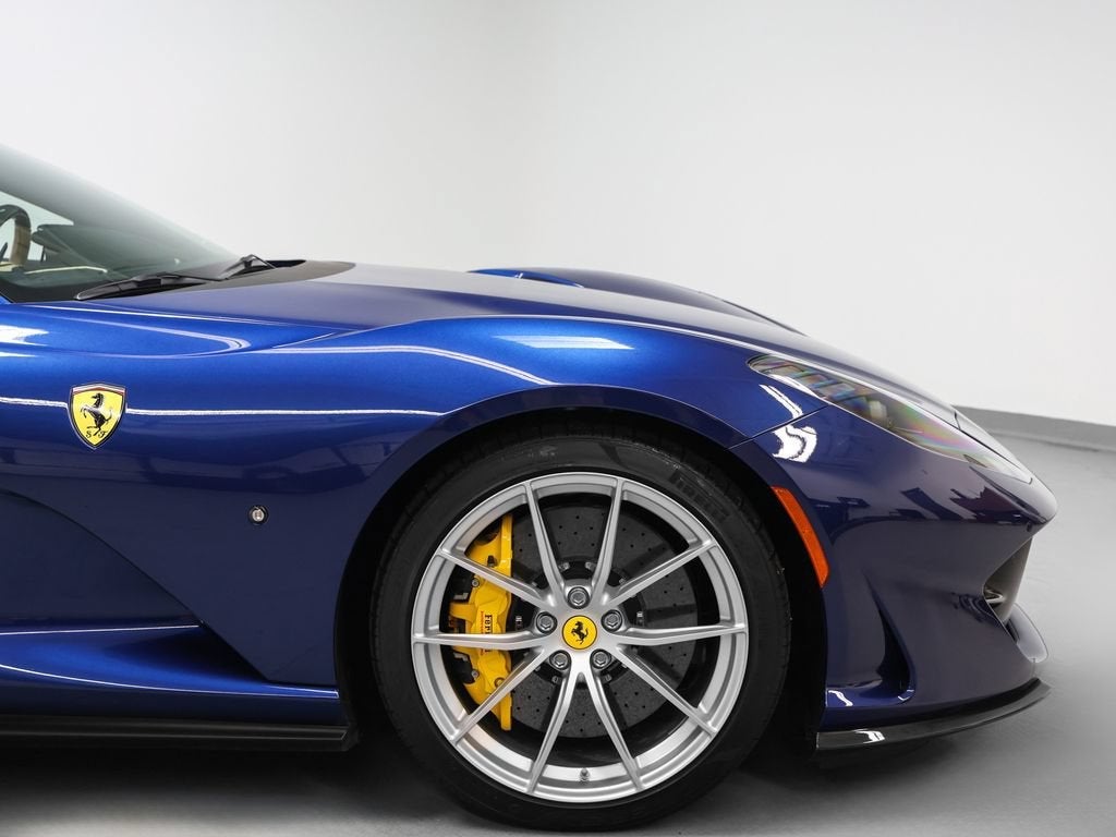 2021 Ferrari 812 GTS Base