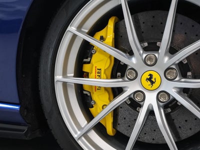 2021 Ferrari 812 GTS Base