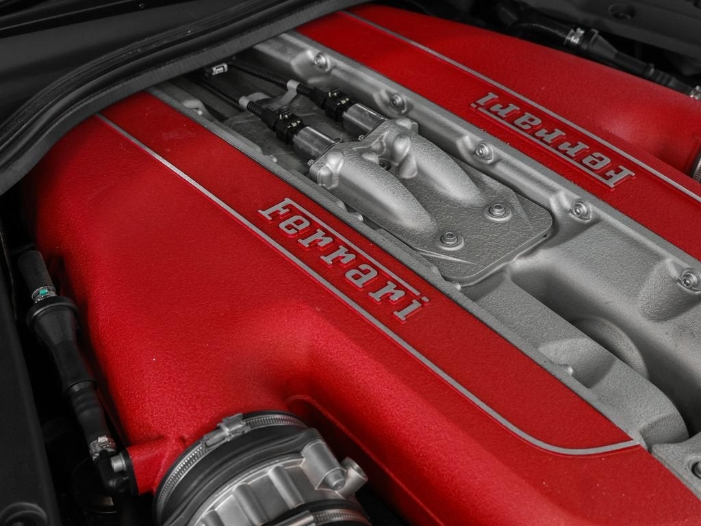 2021 Ferrari 812 GTS Base