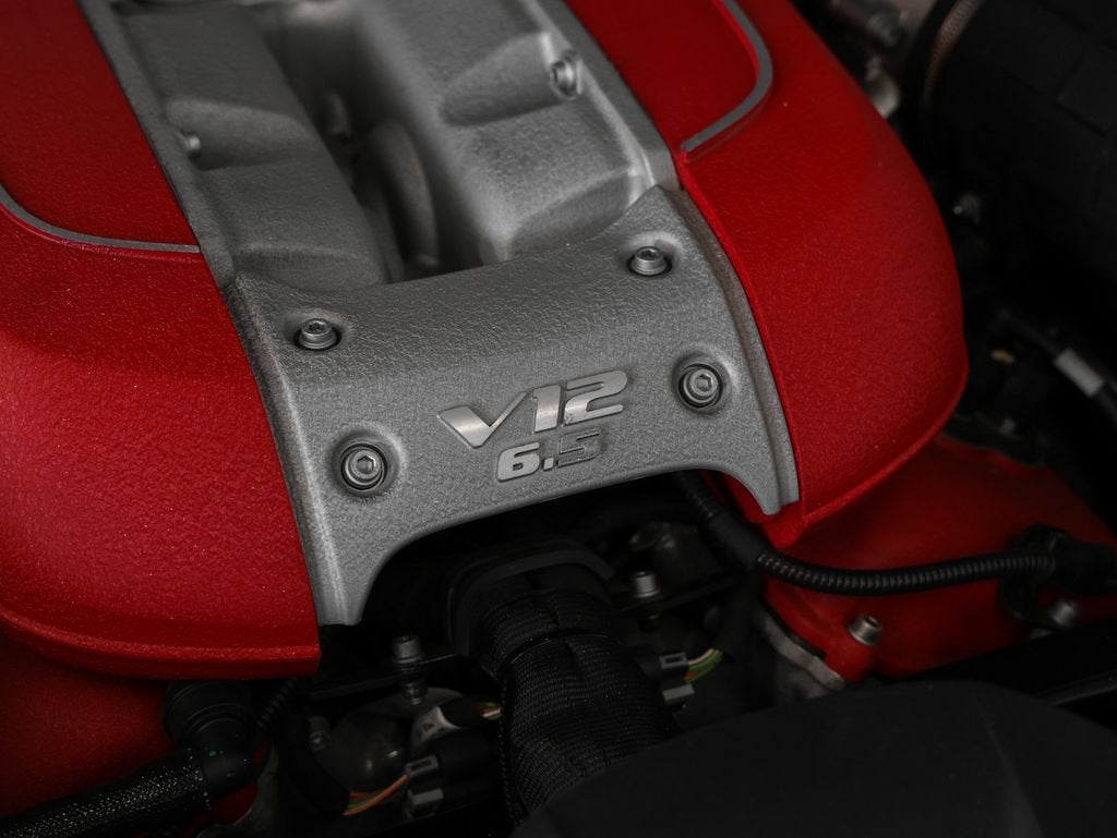 2021 Ferrari 812 GTS Base