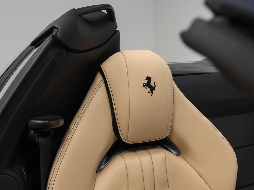2021 Ferrari 812 GTS Base