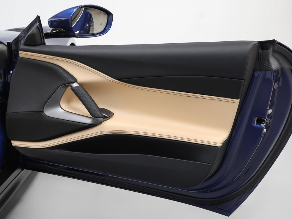 2021 Ferrari 812 GTS Base