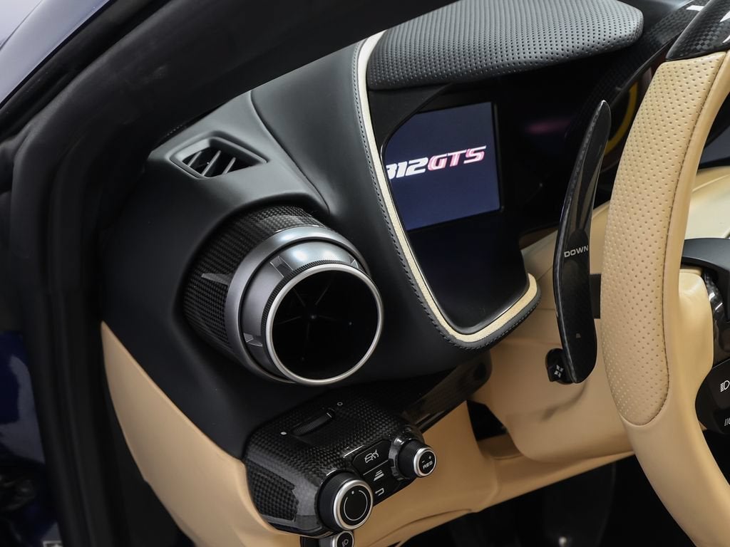 2021 Ferrari 812 GTS Base