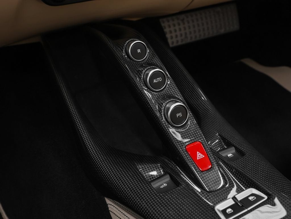 2021 Ferrari 812 GTS Base