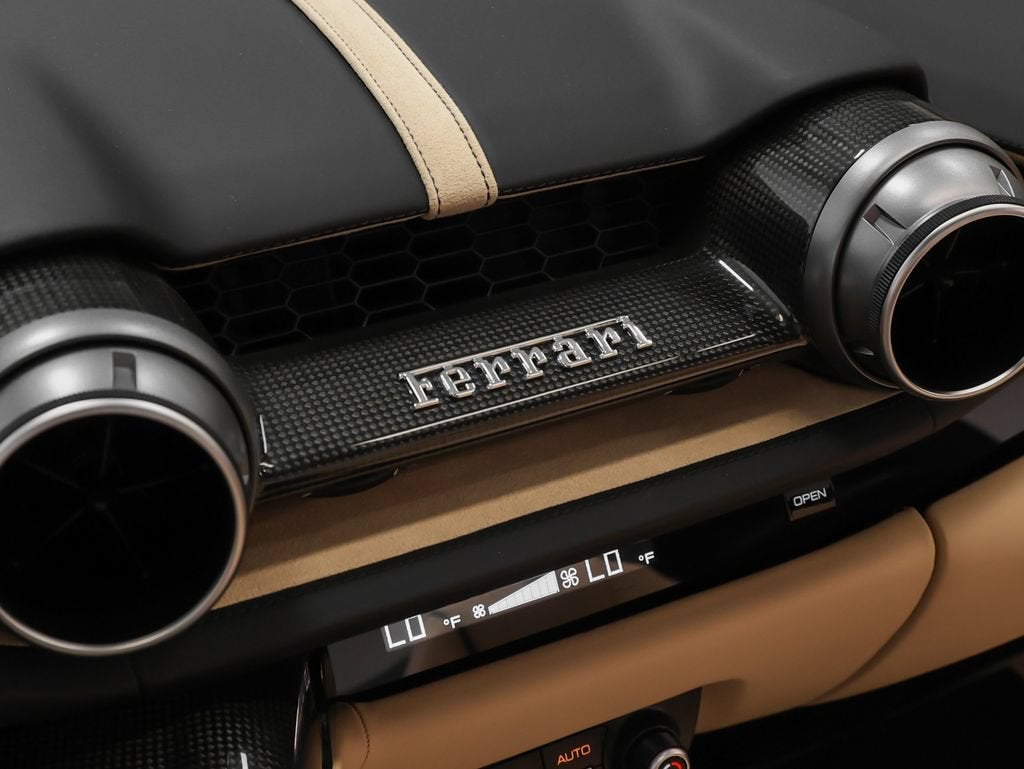 2021 Ferrari 812 GTS Base