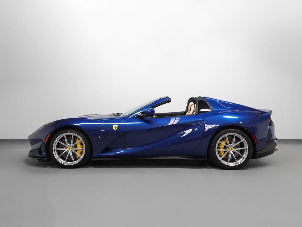 2021 Ferrari 812 GTS Base