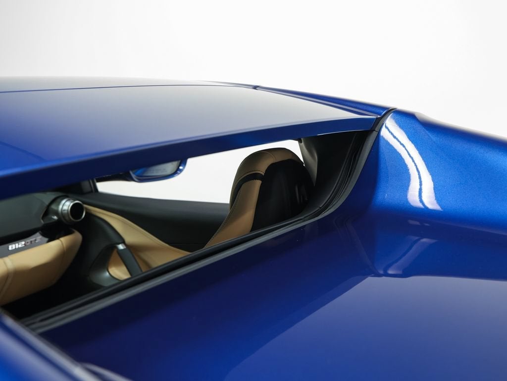 2021 Ferrari 812 GTS Base