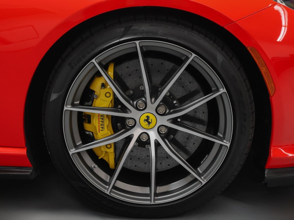 2023 Ferrari 812 GTS Base