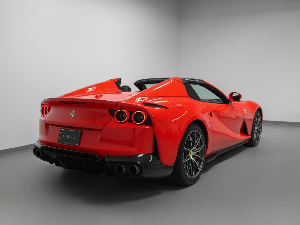 2023 Ferrari 812 GTS Base