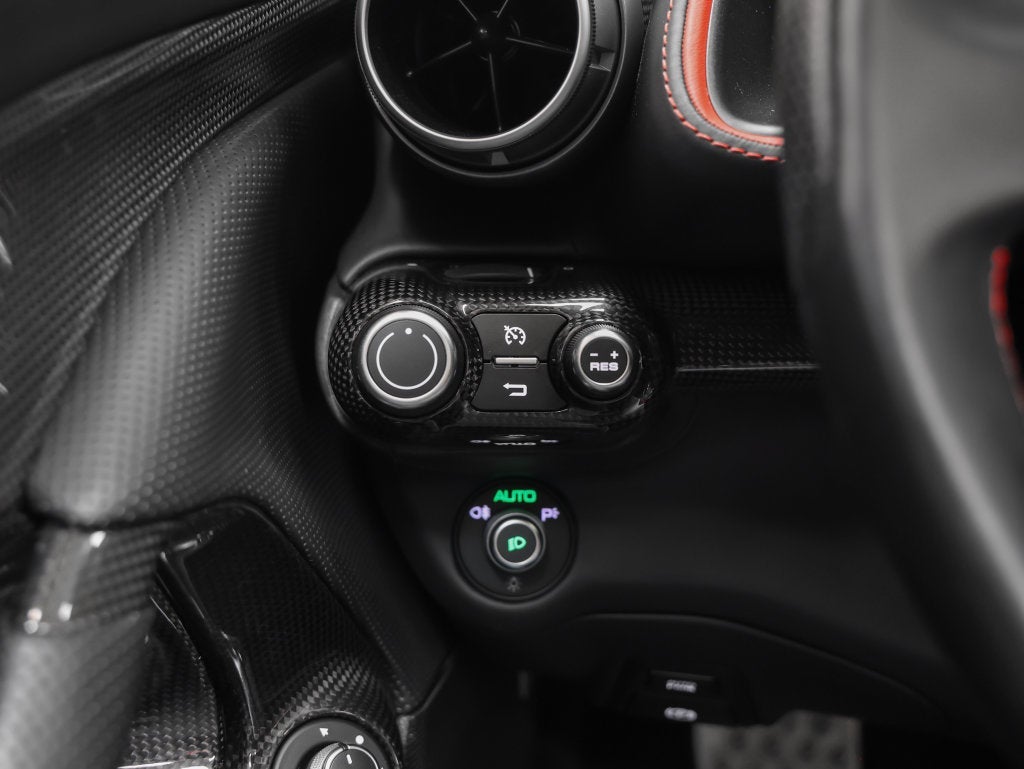 2023 Ferrari 812 GTS Base