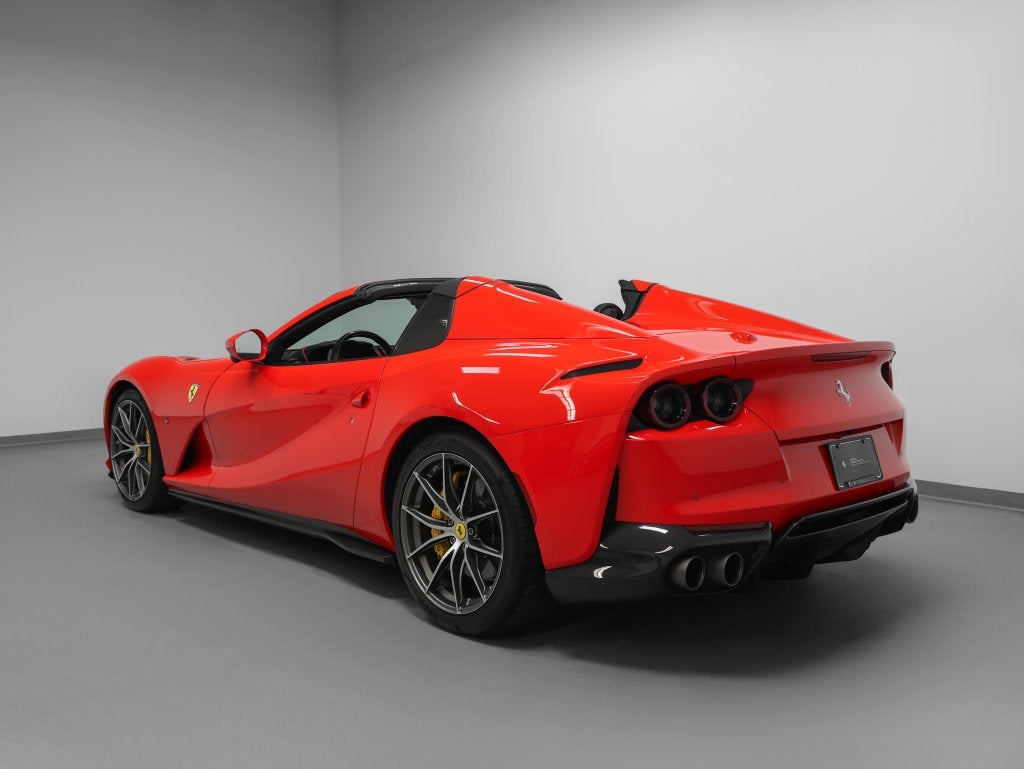 2023 Ferrari 812 GTS Base