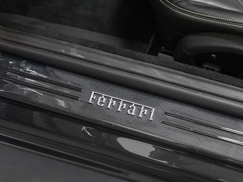 2021 Ferrari 812 GTS Base